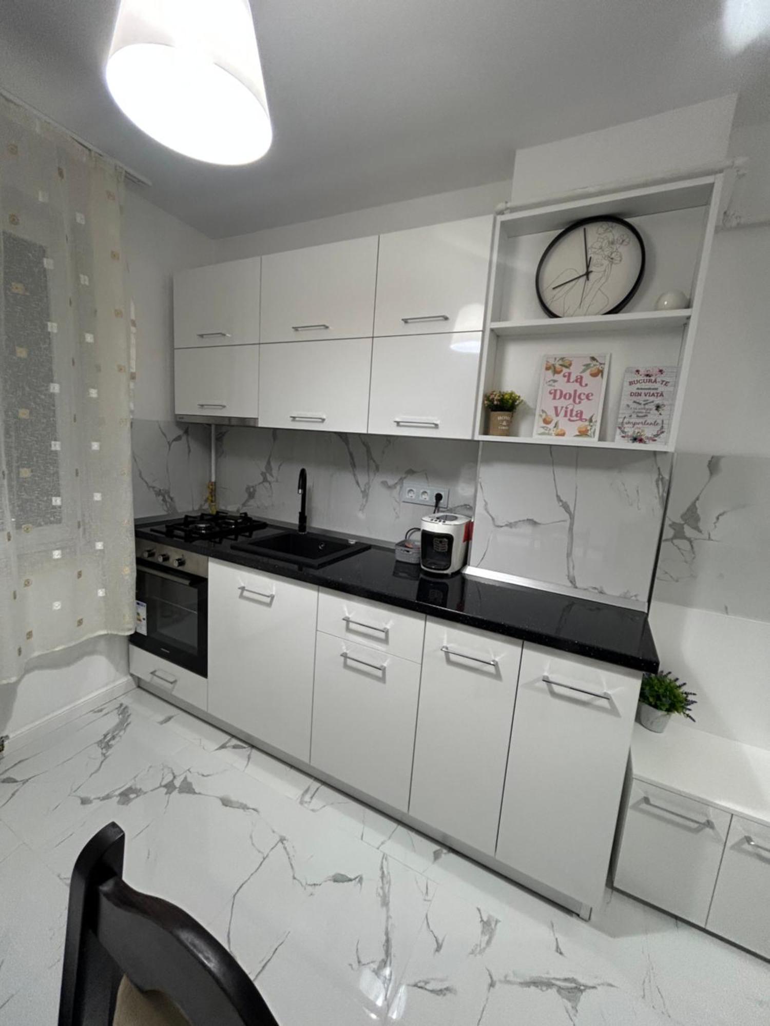 Apartament Central Râmnicu Vâlcea Eksteriør billede